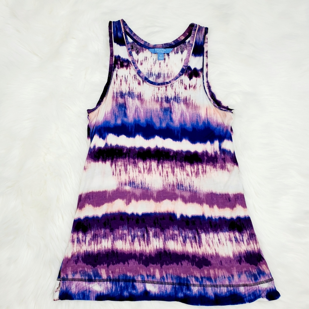 ⭐ Vera Wang tank